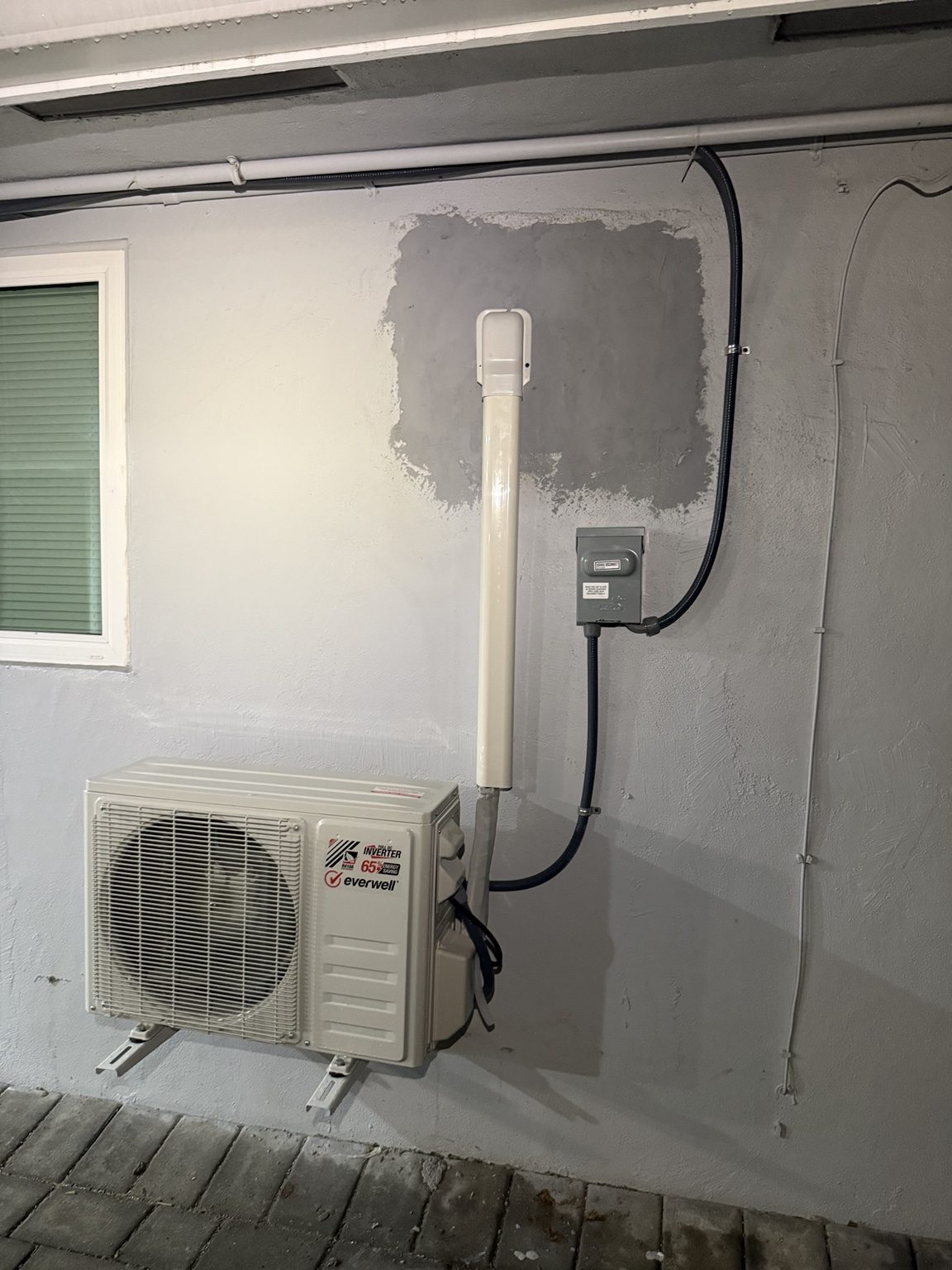 Clean mini split line set installation